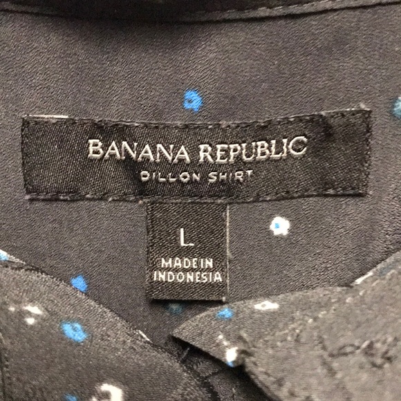 Long Sleeve Banana Republic button down blouse - Picture 2 of 5